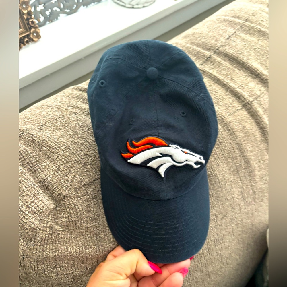 ‘47 Women’s Denver Broncos Hat